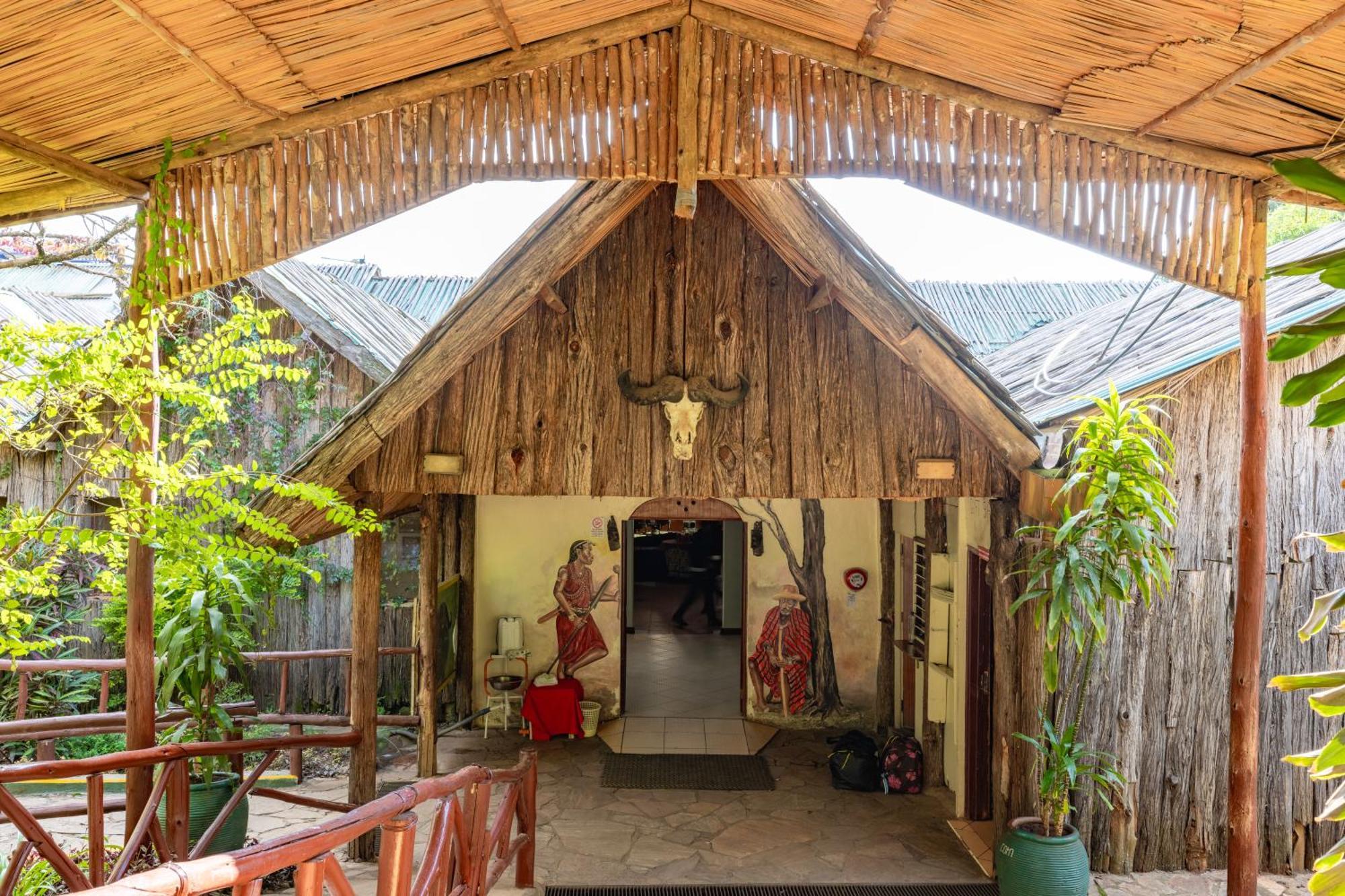 Sentrim Mara Lodge Ololaimutiek Esterno foto