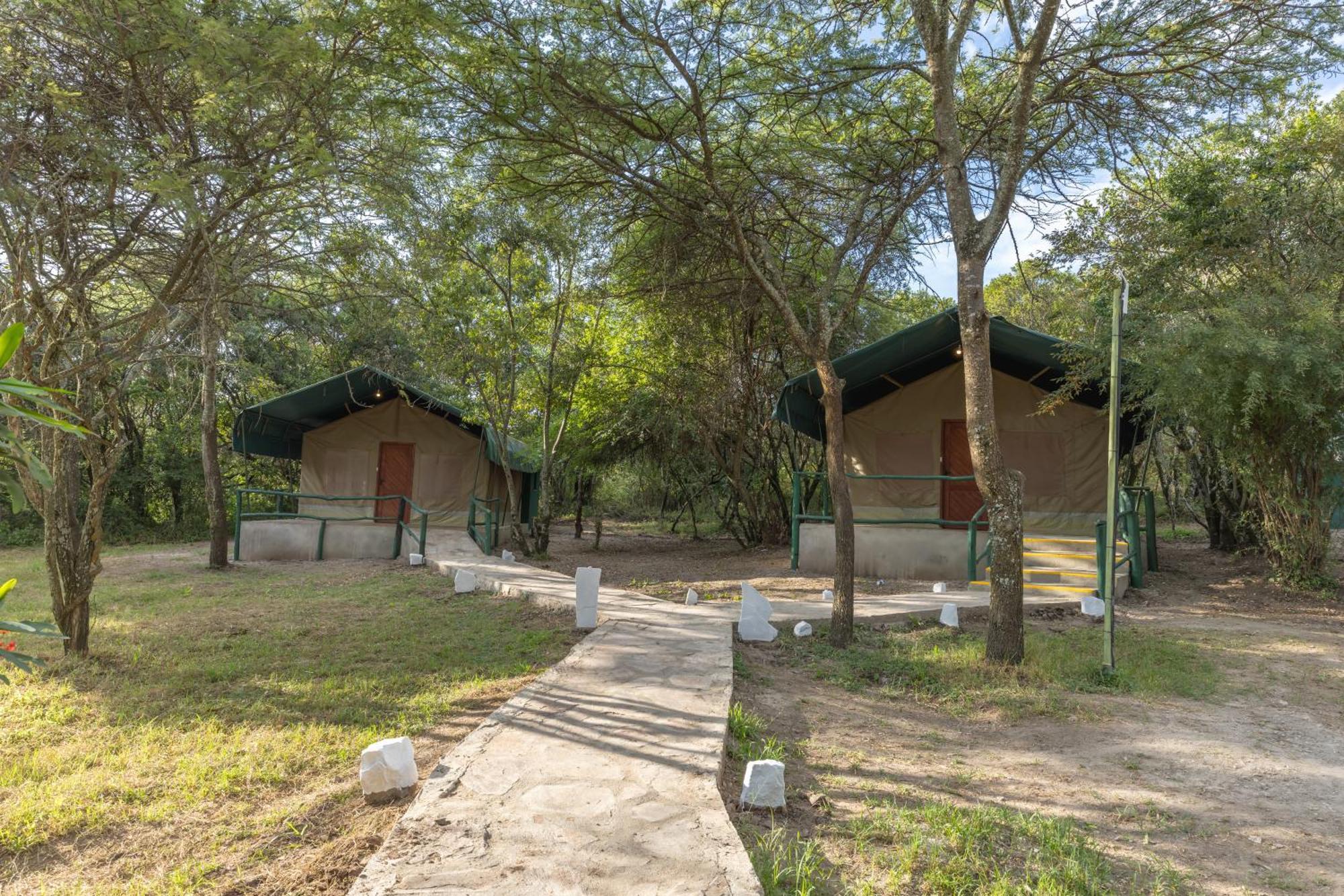 Sentrim Mara Lodge Ololaimutiek Esterno foto