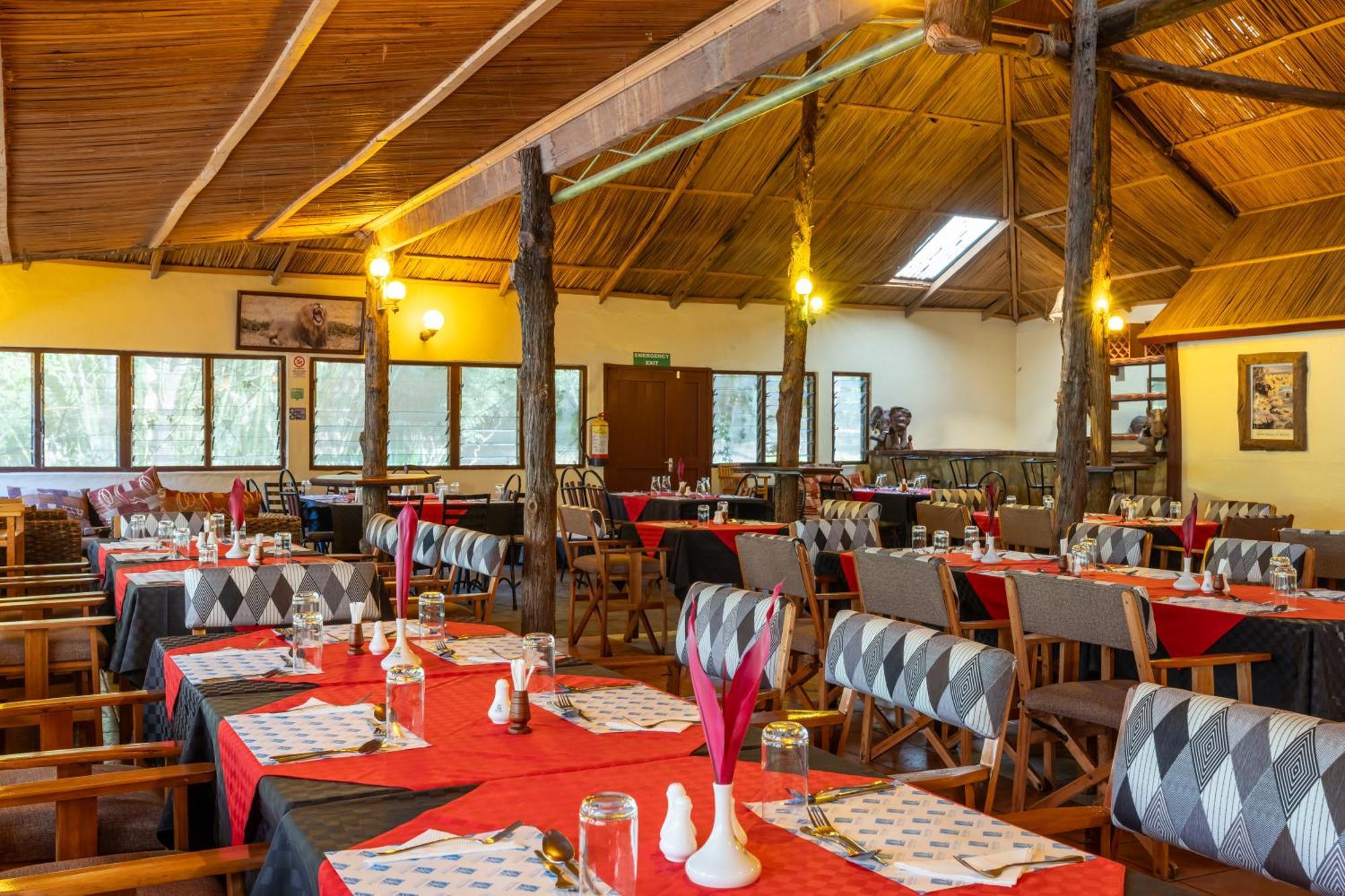 Sentrim Mara Lodge Ololaimutiek Esterno foto